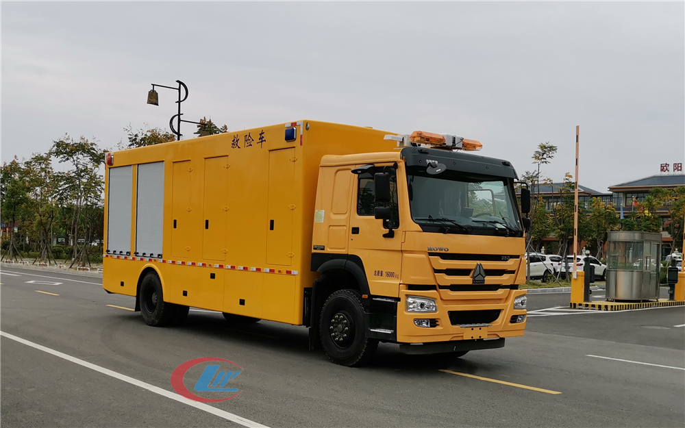 豪沃5000方排水车(便携)