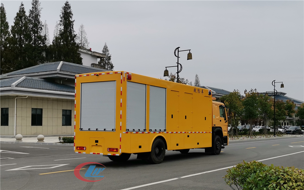 豪沃5000方排水车(便携)