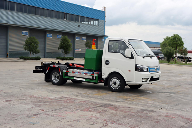 东风CL5040ZXXBEV纯电动车厢可卸式垃圾车