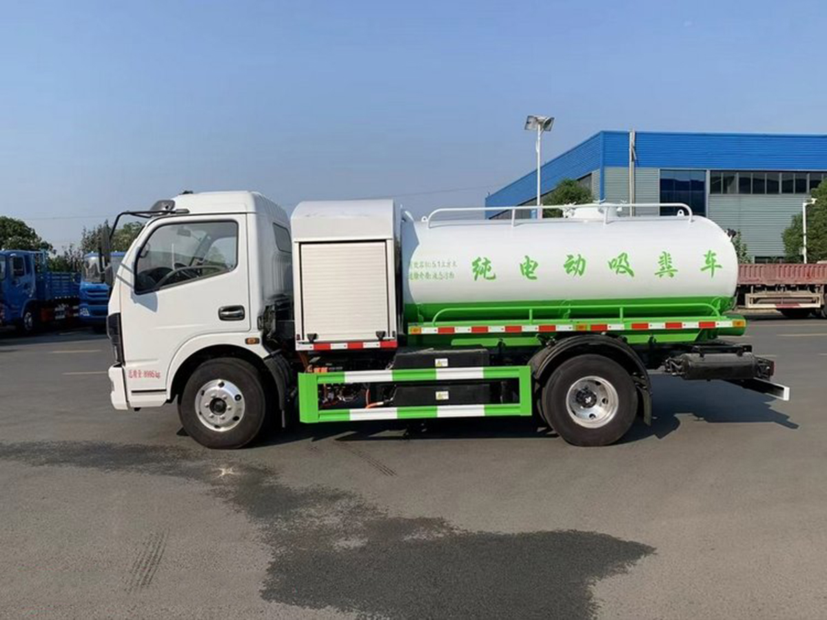 东风5方纯电动吸粪车